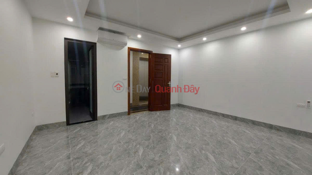 NEW CORNER HOUSE - HO TUNG MAU STREET - CONNECTING ALLEY - PRIME LOCATION FOR BUSINESS - ELEVATOR - 5 METERS FROM THE MAIN STREET | Vietnam | Sales | đ 18.5 Billion