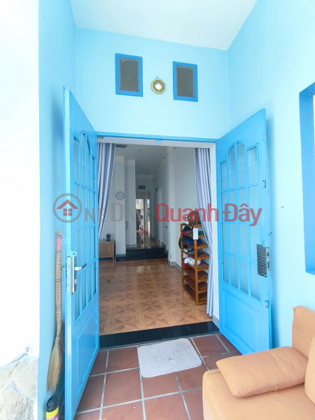 đ 20 Million/ month Owner renting out a spacious 200m2 house with garden - Former District 2, Thu Duc City - Fully furnished.