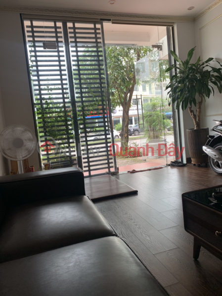 The owner needs to rent out the first floor of Group 7 - Zone 7 - Cao Xanh Ward - Ha Long - Quang Ninh. Rental Listings