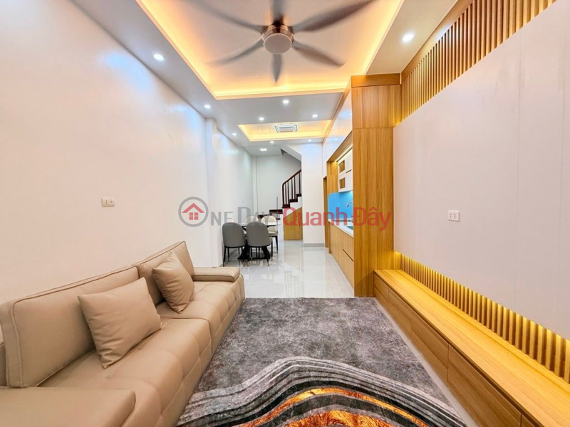 trần thái tông 34m x6 tầng 10,5 tỷ full nội thất-ngõ thông rộng,gần phố Niêm yết bán