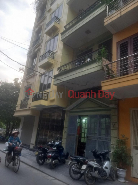 Selling a super rare 4-storey house in Vo Thi Sau, divided into lots, sidewalk, car business, Hai Ba Trung Sales Listings