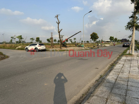 Cần cho thuê Nhà xưởng có Diện tích 2000m2 (Tầng 1 = 1.100m2, Tầng 2 = 900 m2) Tại Thôn Hà Nguyên – Xã Tân _0