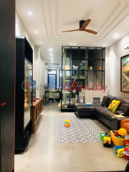 Phương Mai, Đống Đa, 45m2-6 tầng- Thang máy, Sát Hồ, Ôtô sát nhà, Chỉ 9,x tỉ, LH 0904690958 Niêm yết bán