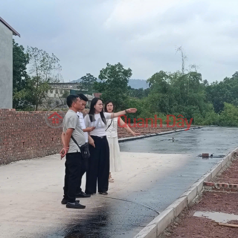 GIÁ CHƯA ĐẾN 2 TR TRÊN M2- ĐỊA CHỈ TẠI LAI SƠN TRUNG GIÃ -DIỆN TÍCH 1724 M KHUÔN THỬA ĐẸP _0
