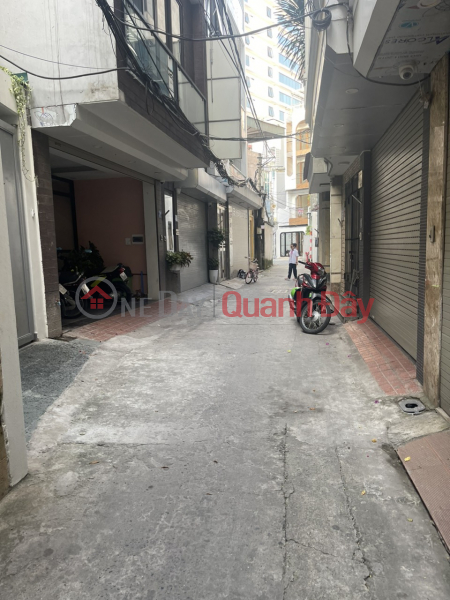 NGUYEN VAN CU BEAUTIFUL HOUSE - AIRLINE - OTO PARKING AREA - WIDE FRONTAGE - GIA THUY CENTER Sales Listings