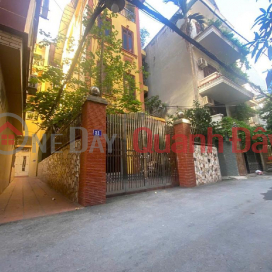HOUSE BUILT ACCORDING TO MINI VILLA DESIGN - 7-SEAT CAR ACCESS - CORNER LOT - COMFORTABLE RESIDENCE - OR BUILD SERVICE APARTMENT TO MAKE MONEY. _0