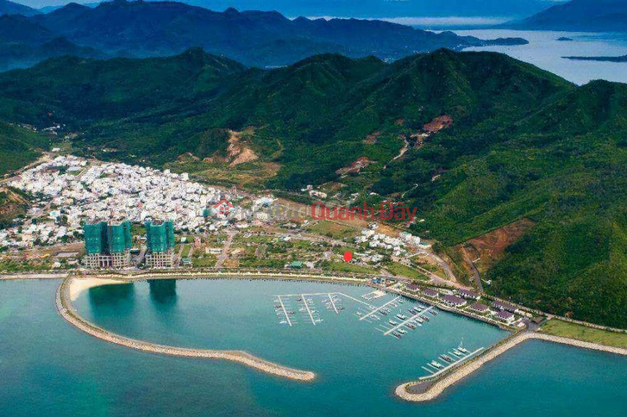 Urgent sale of land with 2 frontages on Pham Van Dong, 10m sea front, Nha Trang City, Vietnam Sales ₫ 12.29 Billion