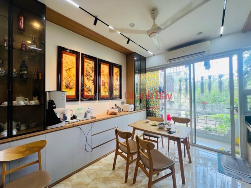 CAU GIAY APARTMENT, AREA 87M2, 3 BEDROOMS, 2 TOILETTES, VERY BRIGHT, MANY WINDOWS, PRICE 6.6 BILLION Sales Listings