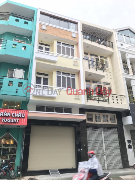 MT house in Phan Xich Long area, 4.5x15m, 4 floors, 5 rooms, only 33 million Rental Listings