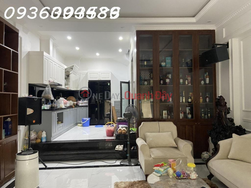 Property Search Vietnam | OneDay | Residential, Sales Listings Hong Tien Townhouse, Oto Pine Lane, Imported Elevator. Near Lake Area 50m2x5 Floor Area 5m, Price only 10.9 Billion