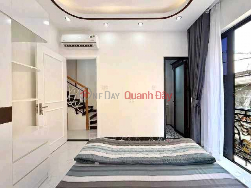 Please Select, Residential Sales Listings | đ 5.4 Billion