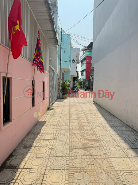 đ 1 Billion FOR SALE: 3-STORY, SOLIDLY BUILT HOUSE WITH CONCRETE STRUCTURE, LOCATED IN CAU BE ALLEY, ACCESSIBLE BY CAR, TAY WARD, NHA TRANG.