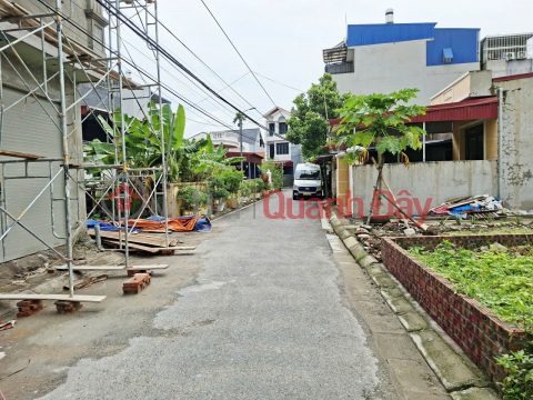 Owner selling residential land in Nam Hai, Dong Hai, Hai Phong - 56m2, car access alley, price 2.4 billion VND. _0