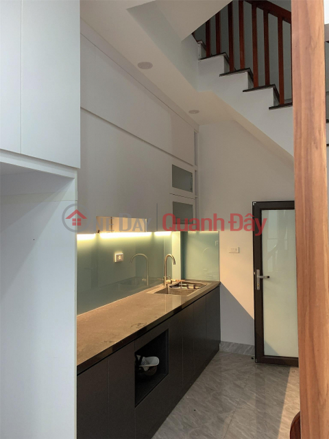 Selling a beautiful house in Lai Xa, Kim Chung, Hoai Duc 4 floors solidly built, leaving full furniture _0