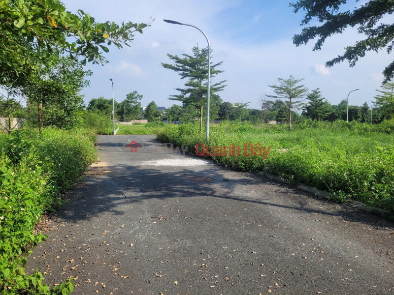 đ 2,1 tỷ, Bán đất nền Láng Hòa Lạc 100m2 giá 2.15 tỷ – gần Đại học FPT, hạ tầng đầy đủ Nguyễn Hùng BĐS - 0989333012