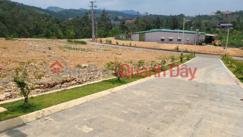 Own Land Lot 2 Fronts Park View Prime Location In Loc Nam Commune, Bao Lam, Lam Dong _0