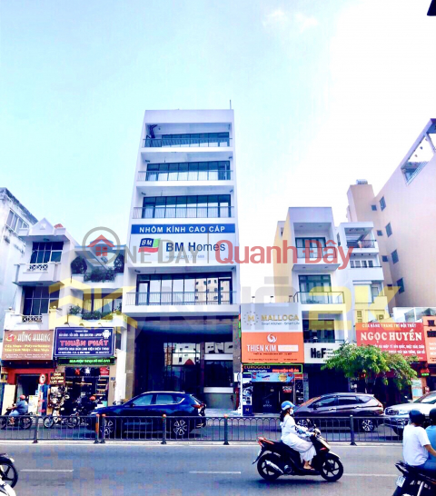 Selling a super nice building on Bach Dang street, Ward 15, Binh Thanh, 8.7x30, Basement 7 floors, Contract 450 million, PRICE 72 billion _0