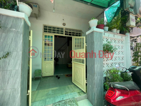 House with mezzanine for sale in an alley accessible by car on Nguyen Van Hue Street - close to the main road. _0
