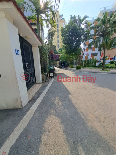 Selling Au Co Townhouse in Tay Ho District. Book 80m Actual 90m Built 10 Floors Frontage 9.8m Approximately 21 Billion. Commitment to Real Photos | Vietnam, Sales, đ 21.1 Billion