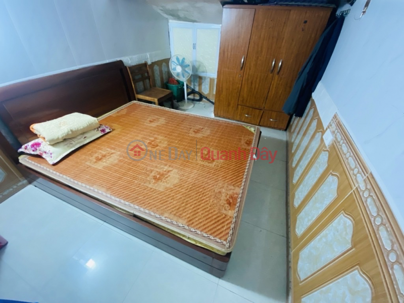 đ 4,75 tỷ TẬP THỂ TẦNG 1 CẦU GIÁY DT 80M 3 NGỦ 2 WC GIÁ 4,750 TỶ,Ô TÔ ĐỖ NGÀY ĐÊM