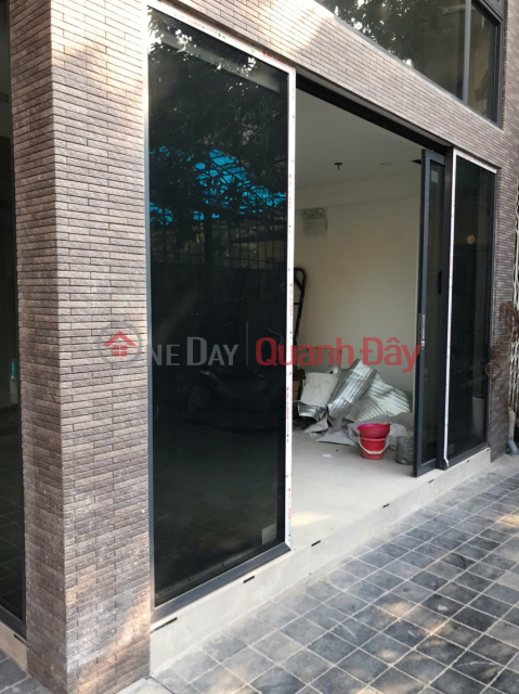 Cho thuê nhà 3,5 tầng x 25m2 ngõ Tôn Đức Thắng, 8 triệu _0