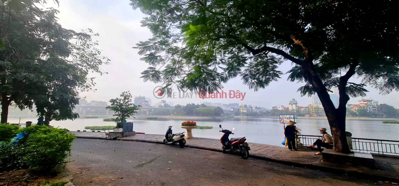 House for sale on Nguyen Phuc Lai Street, Dong Da District. 43m, 6-storey building, 4m frontage, slightly 14 billion. Commitment to Real Photos Sales Listings