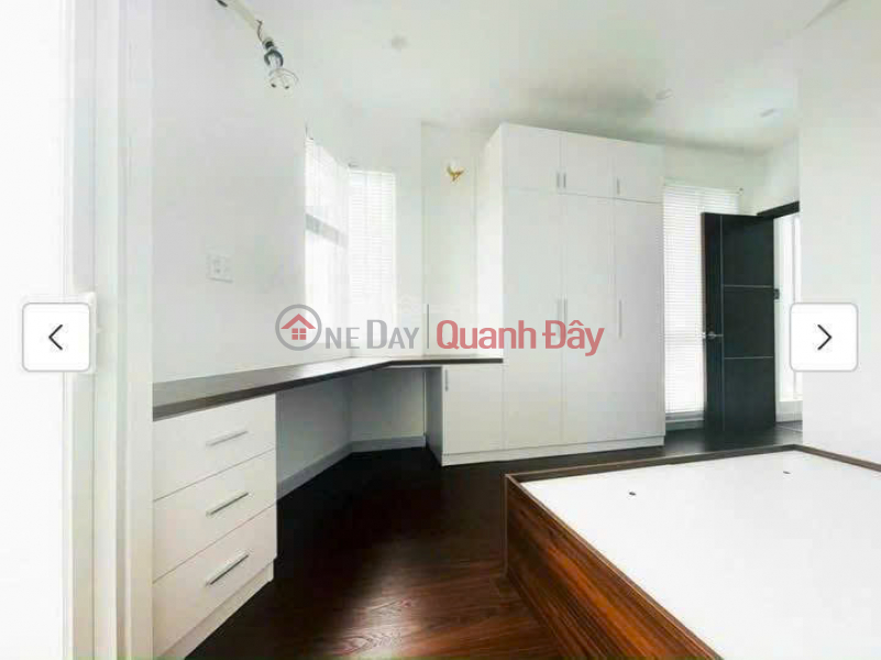 đ 8.7 Billion | OWNER SELLING CORNER HOUSE WITH 2 OPEN SIDES AT HUYNH TAN PHAT STREET, PHU MY WARD, DISTRICT 7 - CAR ACCESSIBLE ALLEY - BEAUTIFUL GARDEN