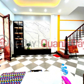 Bán nhà Cầu Giấy, mặt tiền rộng, nhà mới đẹp, chủ để lại full nội thất. _0