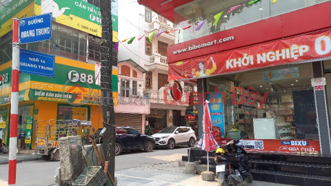 House for sale on Quang Trung street, Ha Dong 70 m 4 floors 1 tum sidewalk to avoid traffic _0