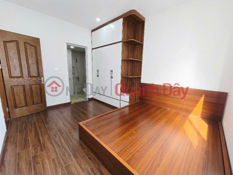 NHÀ PHÚ DIỄN – 36m2 x 5 TẦNG ĐẸP – GẦN DH TÀI NGUYÊN MÔI TRƯỜNG – GẦN Ô TÔ – GIÁ 8,5 TỶ _0