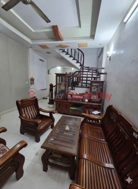 House for sale on Hang Tre street, 35m2, 3 floors, 21.8 billion VND, generating 35 million VND\/month in rental income. _0