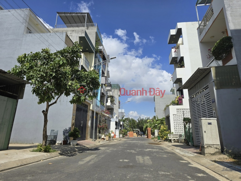 Bán nhà Quận 9, Nguyễn Duy Trinh, 57m2. P/ lô, đường 8m có lề, chỉ 3ty nhỉnh Niêm yết bán