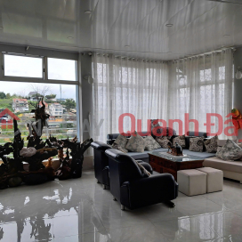 GARDEN VILLA FOR RENT KHE SANH WARD 10 DA LAT - 3 BEDROOMS, HIGH-CLASS FURNITURE, CAR PARKING _0