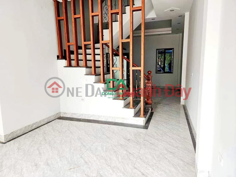 Newly built house for sale in Van Noi Dong Anh 45m road with red book by owner _0