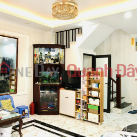 House for sale 44m2 Nghi Tam street, Tay Ho Sub-lot Garage avoid 7.4 Billion _0