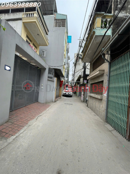 đ 25 Million/ month, OWNER RENTING OUT ENTIRE HOUSE IN TAM TRINH, RENTAL PRICE IS NEGOTIABLE FOR FAMILIES