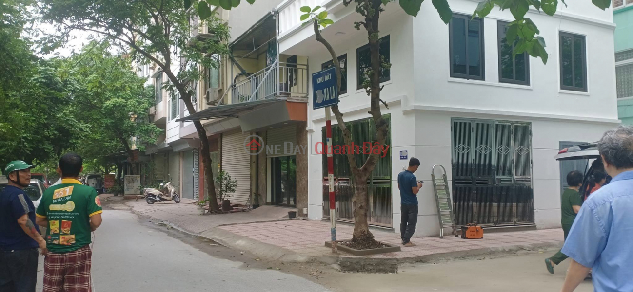 Property Search Vietnam | OneDay | Residential Sales Listings | CC for sale 4.5-storey house, 44\\/50m2, Tk2, Corner lot with 3 open sides, Xa La - Ha Dong urban area.