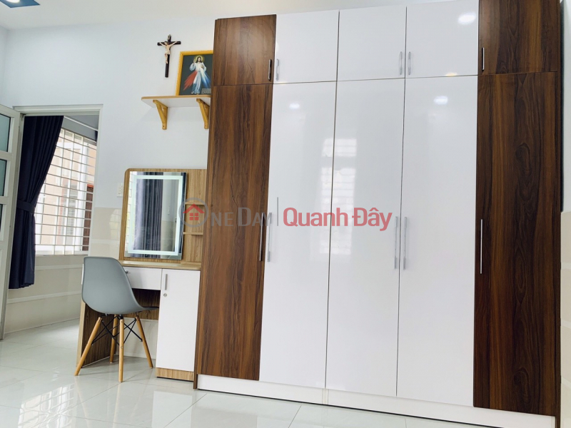 Bán nhà Hẻm 8m Lạc Long Quân P10 Tân Bình, 52m2(4.7m x 11m),4 Tầng, Giá rẻ. Việt Nam Bán đ 7,9 tỷ