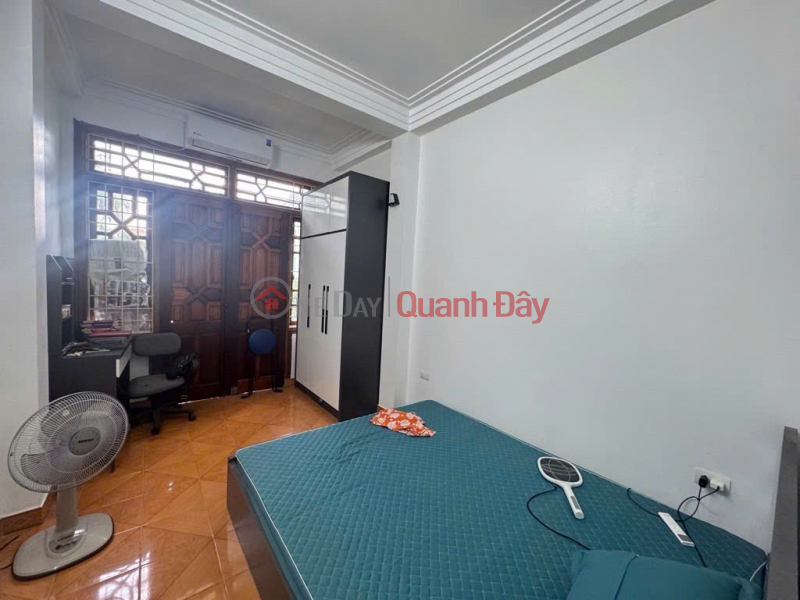 đ 10.5 Billion | Owner urgently needs to sell a house right on Chien Thang street, a rare opportunity, act fast. Area: 30\\/42m2, 5 floors, price 10.5 billion VND.
