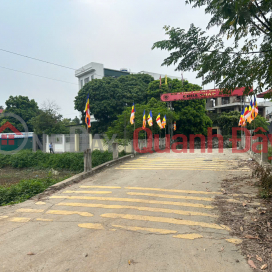 Urgent sale of 1422m2 land in Thuan Thanh district, Bac Ninh province, car-free road, free of tax _0