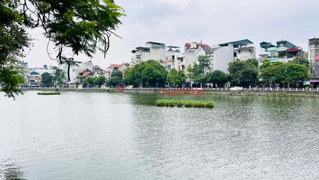 House for sale on Bo De Lake front, area 226m, frontage 12m, 2 open spaces, full residential land Sales Listings