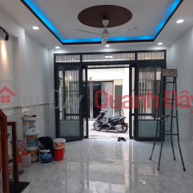 House for sale Tan Binh Nu Su Huynh Lien 3 bedrooms, Strong discount 400 million, area 4x10m _0