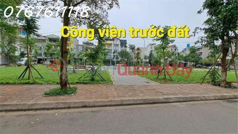 Selling Thach Ban townhouse, park view, car avoidance, sidewalk, 80m*4T, MT7m, 11.5 billion _0