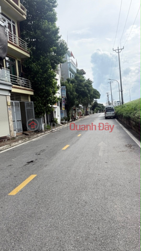 Land for sale in Ngoc Thuy, 80m², 5m frontage, wider at the back, accessible by car, fully residential land. _0