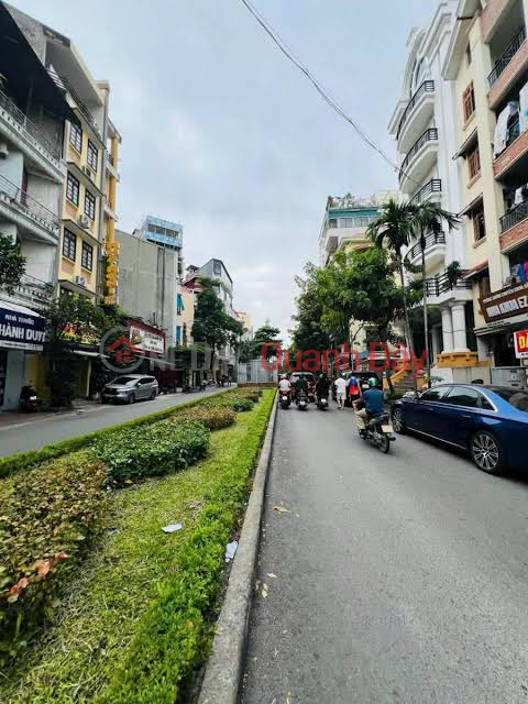 Bán nhà mặt phố Phạm Tuấn Tài - Đặng Thuỳ Trâm, Cầu Giấy, Hà Nội dt 136/168m2, mt 10m giá 71tỷ _0