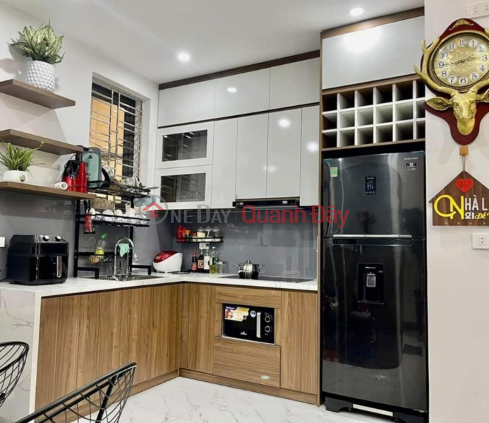 Property Search Vietnam | OneDay | Residential, Sales Listings | FOR SALE LOC LONG QUAN house - West of the lake, BEAUTIFUL place, BEAUTIFUL house, RED CAR at the gateway, NGO THROUGH