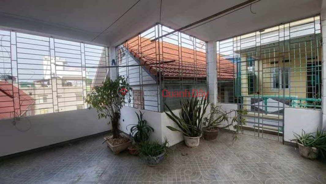 đ 3 Billion, House for sale in Linh Nam, Nam Du, 50m2, built with 5 functional rooms, 3 billion