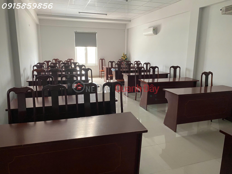 đ 45 Million/ month, Whole house for rent for office, training center...etc. frontage No. 206