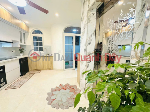 BA DINH - 7-STORY HOUSE WITH ELEVATOR - NEAR HO CHI MINH CITY'S MAUSOLEUM, THONG ALLEY, NEXT TO THE STREET _0