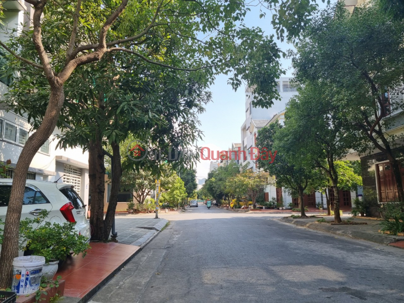 Property Search Vietnam | OneDay | | Niêm yết bán | Chính chủ bán nhiều ô cột 5-8 gần bãi tắm Hòn Gai,Hạ Long-Giá chỉ 6,x tỷ